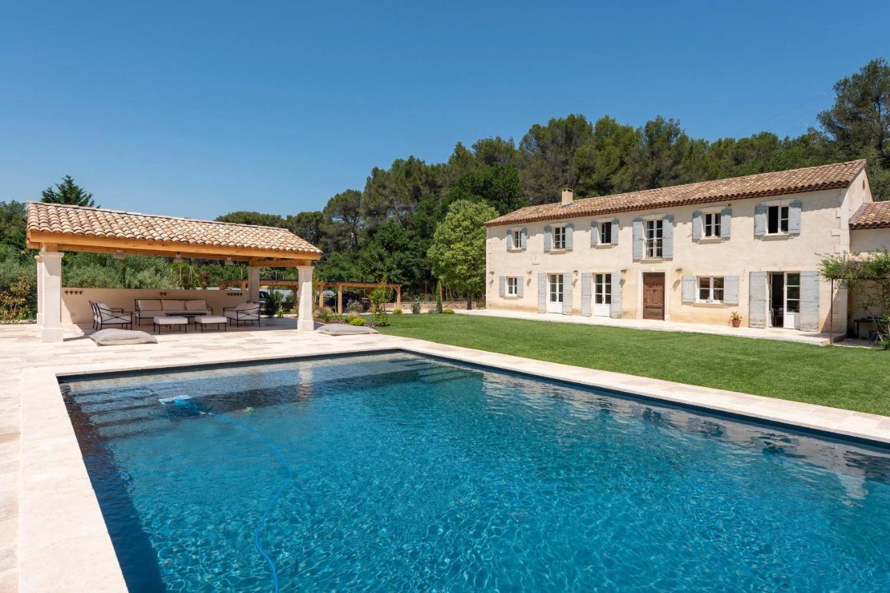 Mas De Lure Hotell Salon-de-Provence Exteriör bild